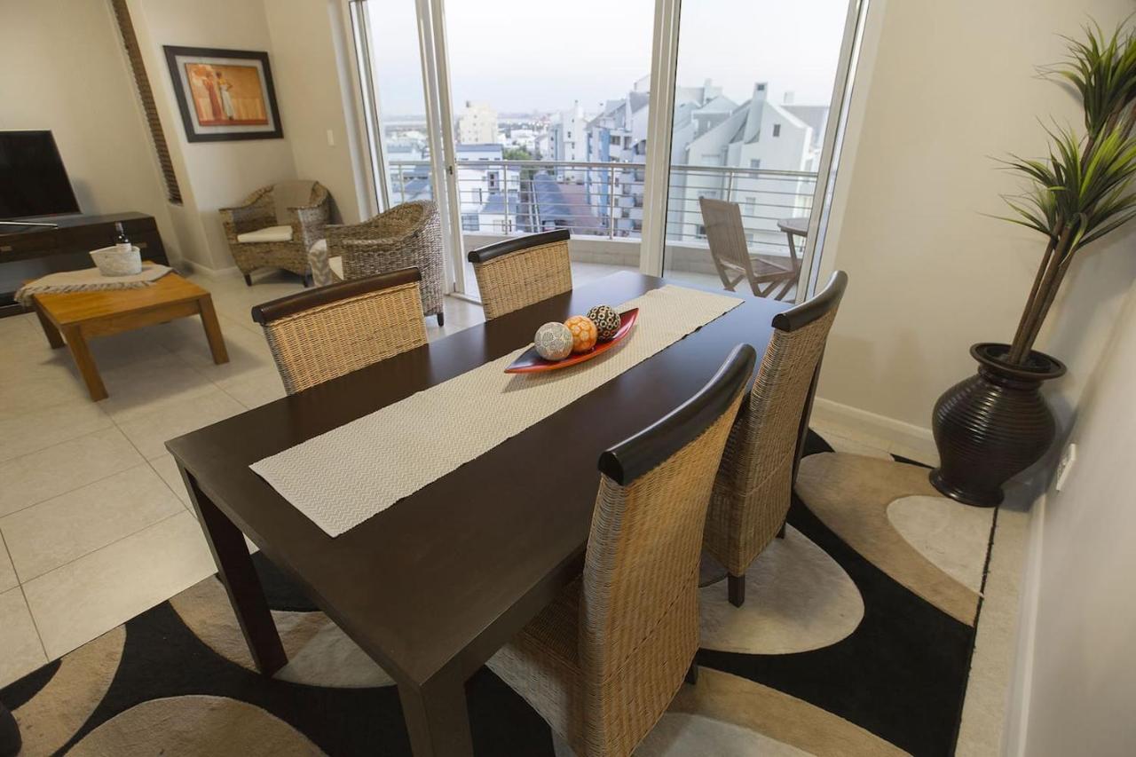 2 Bedroom Apartment With Breathtaking Views! كيب تاون المظهر الخارجي الصورة